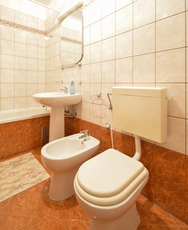 Apartment Natasa Novi Vinodolski Cameră foto